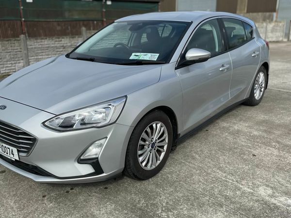 Ford Focus Hatchback, Petrol, 2019, Grey