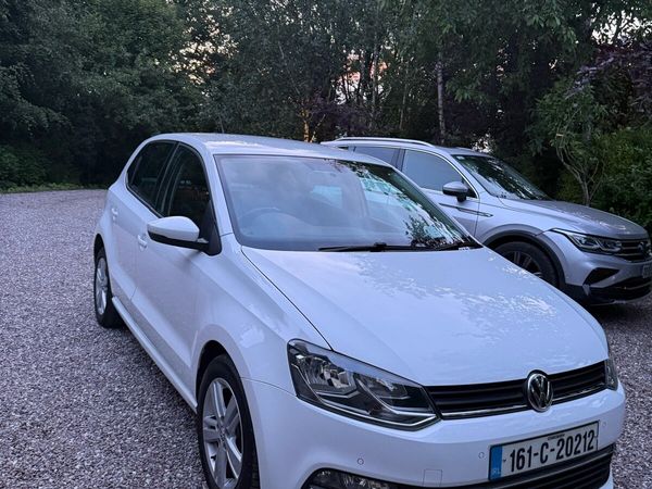 Volkswagen Polo Hatchback, Petrol, 2016, White