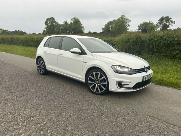Volkswagen Golf Hatchback, Petrol Plug-in Hybrid, 2016, White