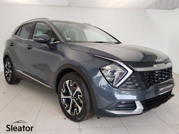 Kia Sportage MPV, Diesel, 2022, Grey