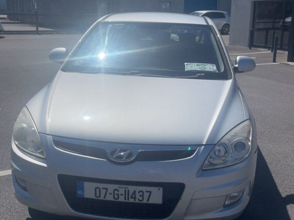 Hyundai i30 Hatchback, Petrol, 2007, Silver