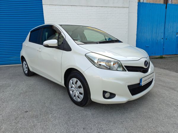 Toyota Vitz Hatchback, Petrol, 2014, White