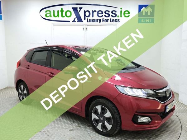 Honda Fit Hatchback, Hybrid, 2017, Red
