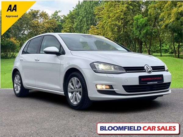 Volkswagen Golf Hatchback, Petrol, 2014, White