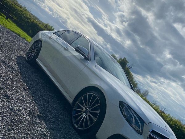 Mercedes-Benz E-Class Saloon, Diesel, 2017, White