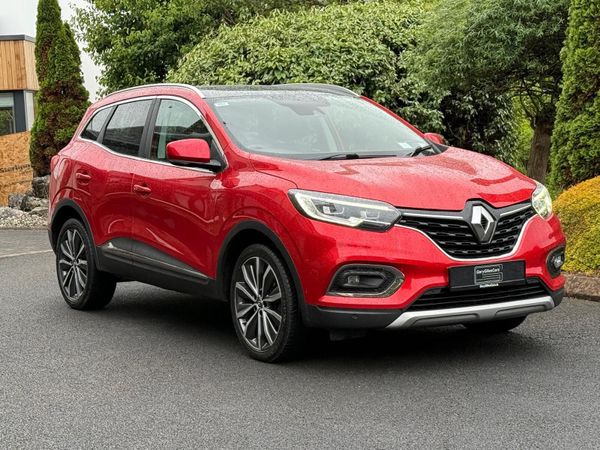 Renault Kadjar SUV, Diesel, 2020, Red