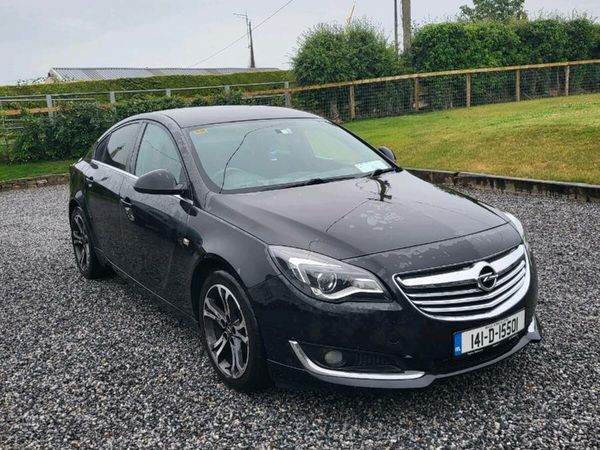 Opel Insignia Hatchback, Diesel, 2014, Black