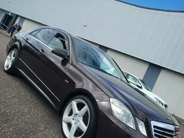 Mercedes-Benz E-Class Saloon, Diesel, 2010, Brown