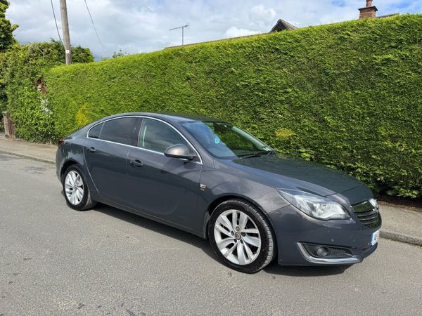 Vauxhall Insignia Hatchback, Diesel, 2014, Grey