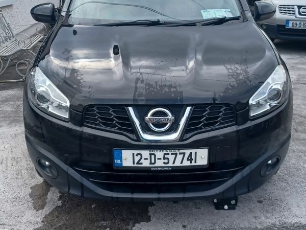 Nissan Qashqai Hatchback, Diesel, 2012, Black