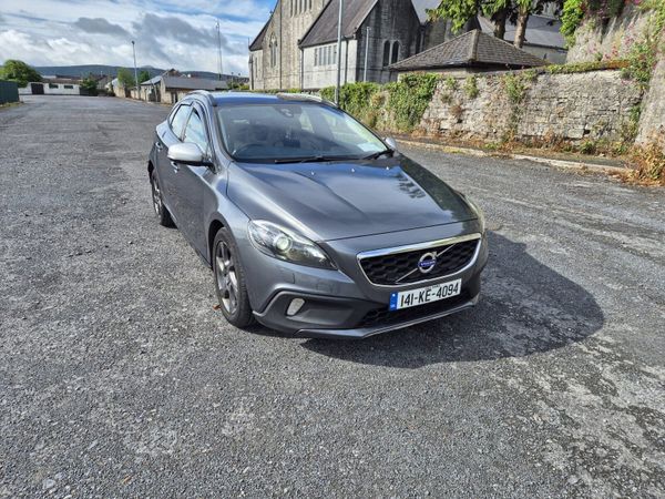 Volvo V40 Hatchback, Diesel, 2014, Grey