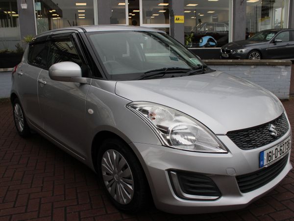 Suzuki Swift Hatchback, Petrol, 2016, Silver