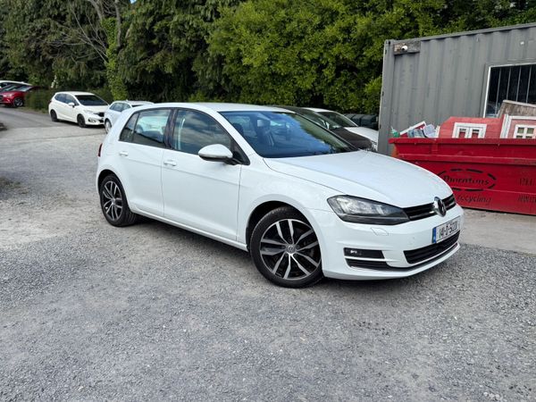 Volkswagen Golf Hatchback, Petrol, 2014, White