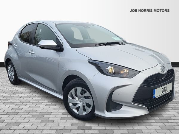 Toyota Yaris Hatchback, Petrol, 2021, Grey