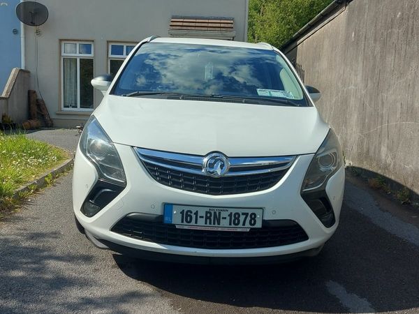 Vauxhall Zafira MPV, Diesel, 2016, White
