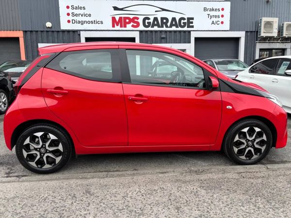 Toyota Aygo Hatchback, Petrol, 2021, Red