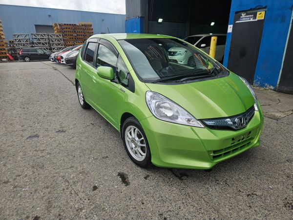 Honda Fit Hatchback, Petrol Hybrid, 2012, Green