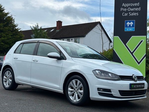 Volkswagen Golf Hatchback, Petrol, 2014, White