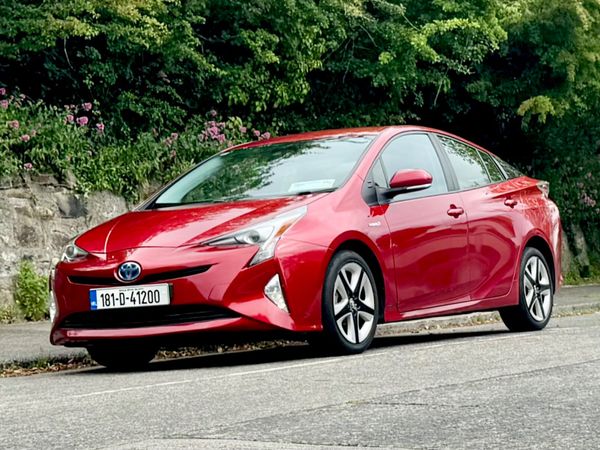 Toyota Prius Hatchback, Petrol Hybrid, 2018, Red
