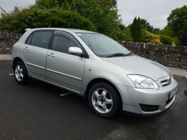 Toyota Corolla Hatchback, Petrol, 2006, Silver