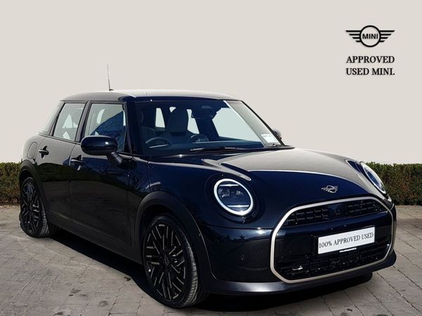 Mini Cooper Hatchback, Petrol, 2025, Black
