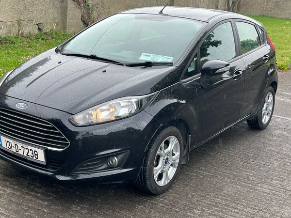 Ford Fiesta Hatchback, Petrol, 2013, Black