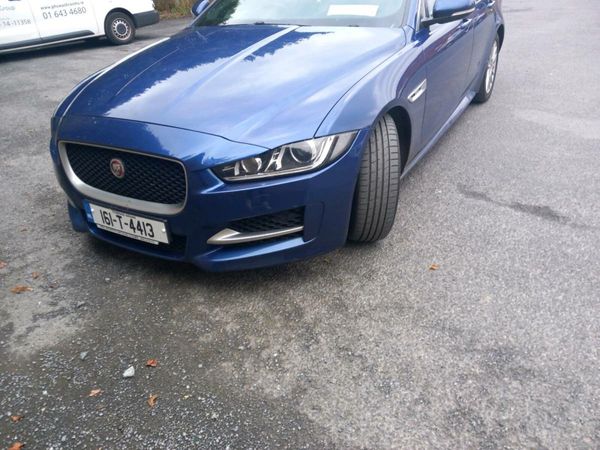 Jaguar XE Saloon, Diesel, 2016, Blue