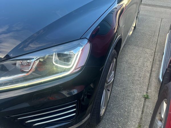 Volkswagen Touareg SUV, Diesel, 2016, Black