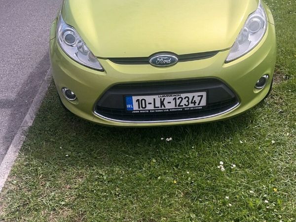 Ford Fiesta Hatchback, Diesel, 2010, Green
