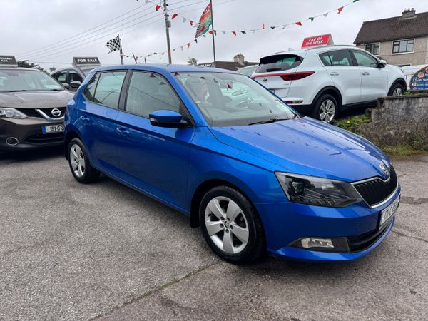 Skoda Fabia Hatchback, Petrol, 2017, Blue