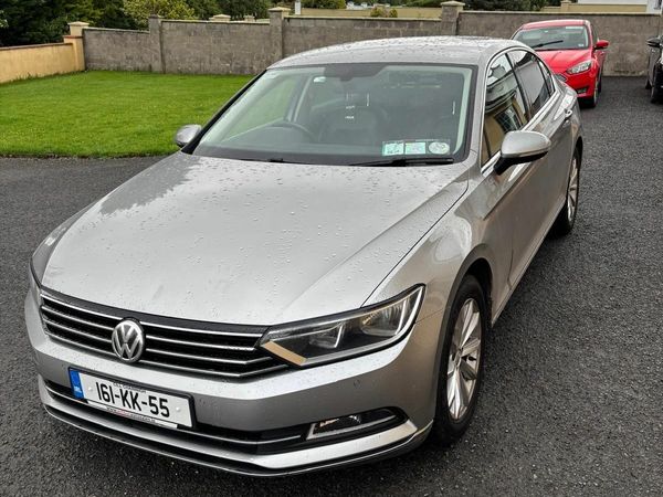 Volkswagen Passat Saloon, Diesel, 2016, Silver