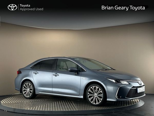 Toyota Corolla Saloon, Petrol Hybrid, 2021, Grey