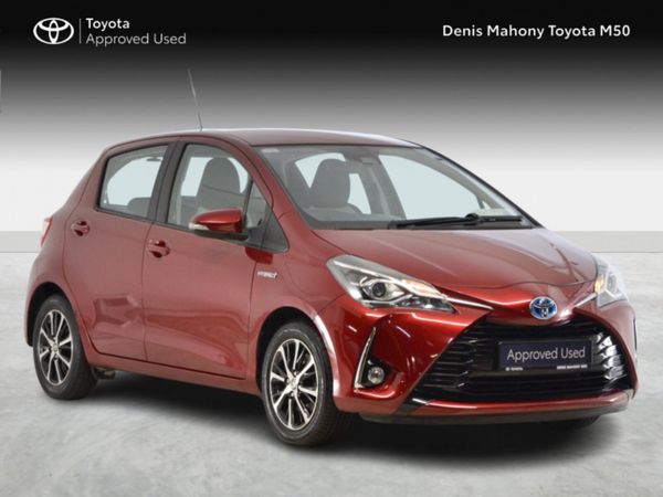 Toyota Yaris Hatchback, Petrol Hybrid, 2019, Red