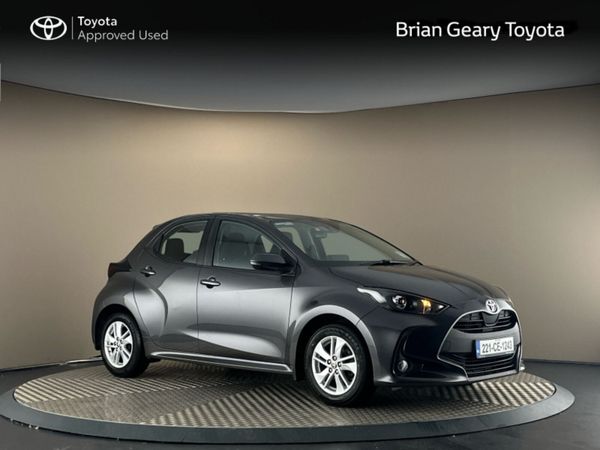 Toyota Yaris Hatchback, Petrol, 2022, Grey
