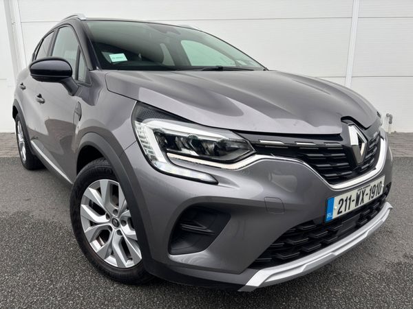 Renault Captur Hatchback, Diesel, 2021, Grey