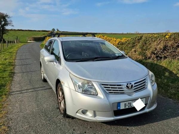 Toyota Avensis Estate, Diesel, 2011, Silver