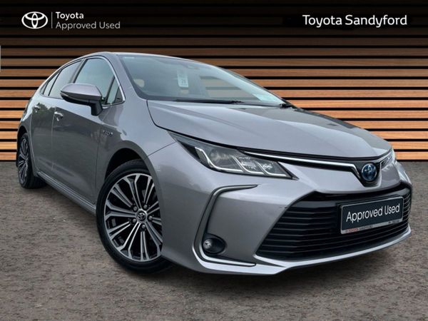 Toyota Corolla Saloon, Hybrid, 2020, 