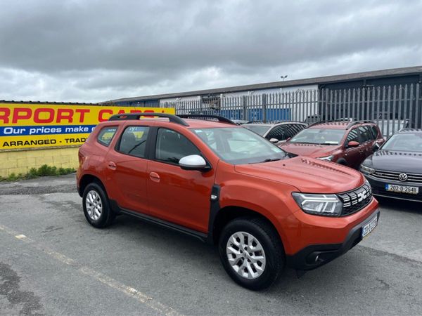 Dacia Duster MPV, Petrol, 2023, Orange