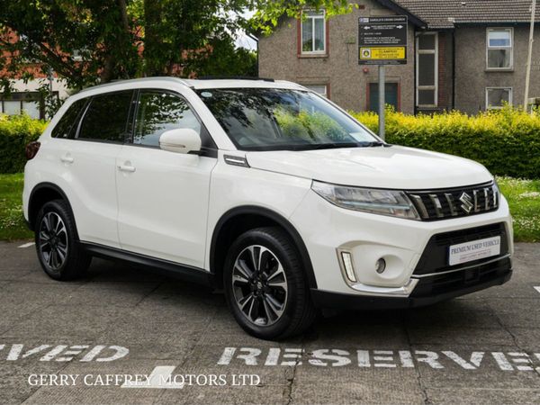 Suzuki Vitara SUV, Petrol, 2022, White
