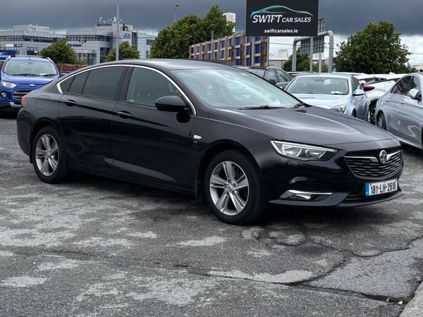Opel Insignia Hatchback, Diesel, 2018, Black