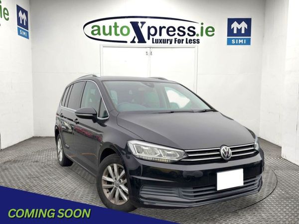 Volkswagen Touran MPV, Diesel, 2019, Black