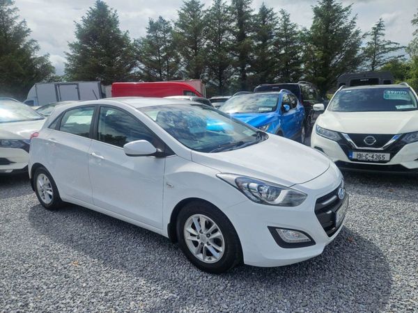 Hyundai i30 Hatchback, Diesel, 2015, White