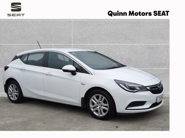 Opel Astra Hatchback, Diesel, 2017, White