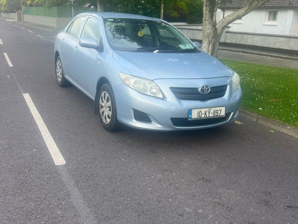 Toyota Corolla Saloon, Petrol, 2010, Blue