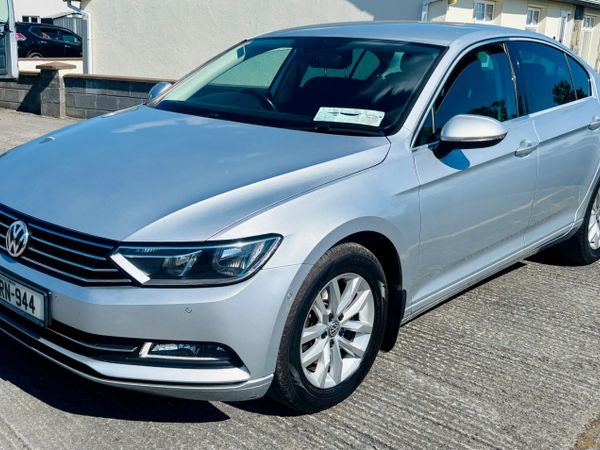 Volkswagen Passat Saloon, Diesel, 2017, Grey