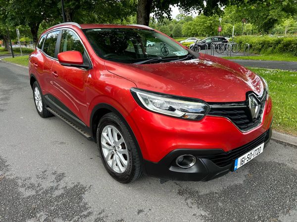 Renault Kadjar SUV, Diesel, 2016, Red