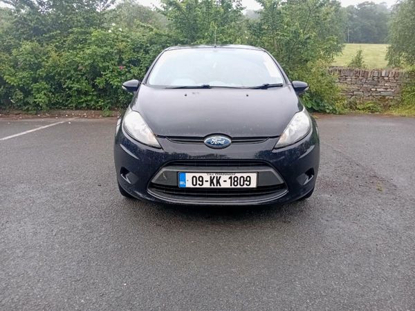 Ford Fiesta Hatchback, Petrol, 2009, Black