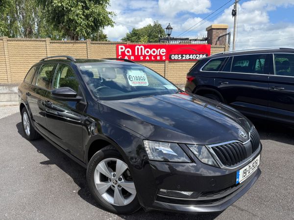 Skoda Octavia Estate, Diesel, 2019, Black