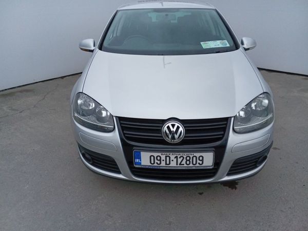Volkswagen Golf Hatchback, Petrol, 2009, Silver