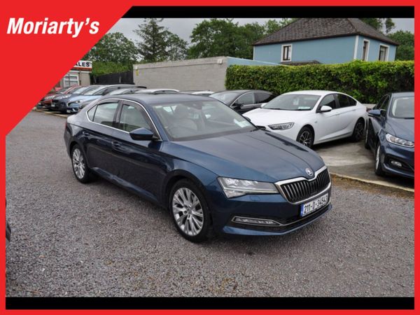 Skoda Superb Hatchback, Diesel, 2021, Blue